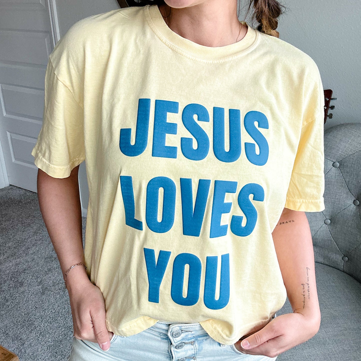 Cropped Jesus Loves You Puff Tee